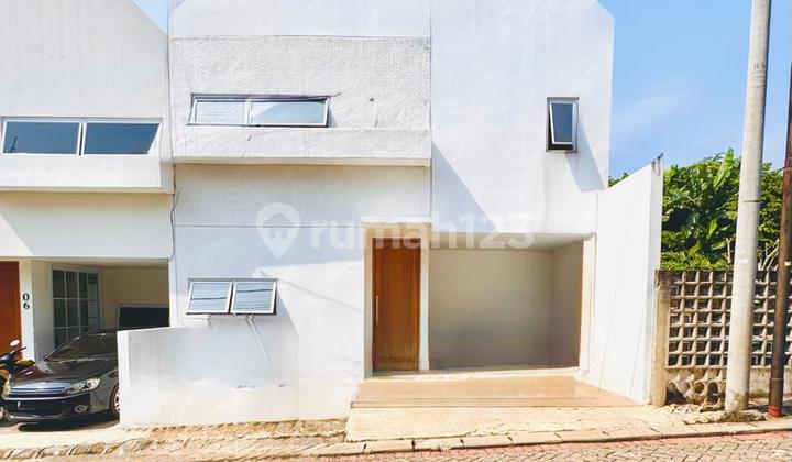 Rumah Siap Huni Di Cluster Area Cirendeu Tangerang Selatan