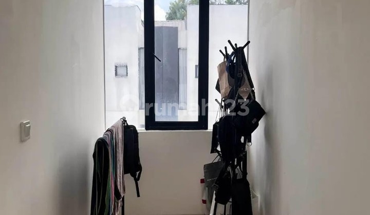 Rumah Siap Huni Bsd City Lokasi Premium, Dekat Taman Tekno 2