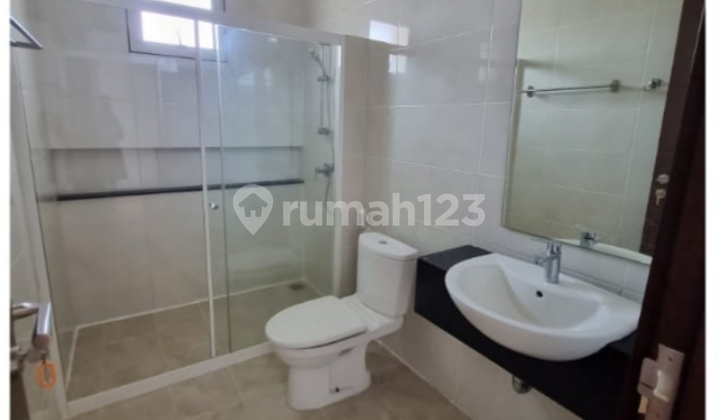 Rumah Mewah Di Golf Island Pik Ukuran.8x15 2