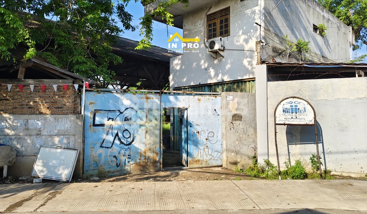 Selling 2,650 Square Meter Plot in Hasyim Ashari, Cipondoh, Tangerang Selling 2,650 Square Meter Plot in Hasyim Ashari, Cipondoh, Tangerang