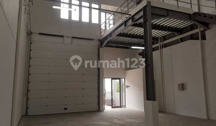 Techno Puspitek BSD Ready-to-Use Warehouse, Strategic Location