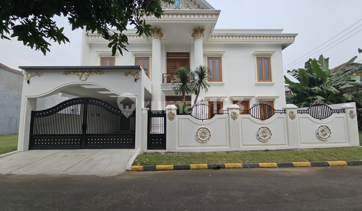Rumah 3 Lantai Sultan Brand New Siap Huni di Puspita Loka Bsd