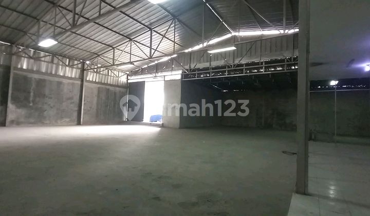 Gudang Disewakan Siap Huni Di Pinggir Jalan, Dekat Dengan Tol 2