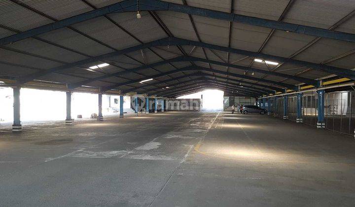 Di Sewakan Gudang Di Cawang Luas 3.500m  1