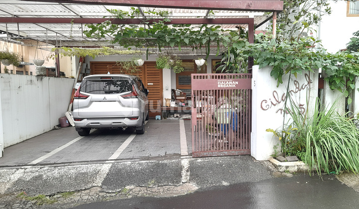 Rumah Hunian No Berisik namun Dekat Jalan Sarijadi Raya