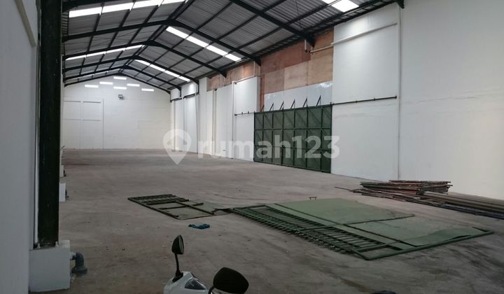 Dijual/Disewakan Gudang Strategis di Kopo Bandung, LT 700M² LB 600+M², SHM, Siap Pakai!