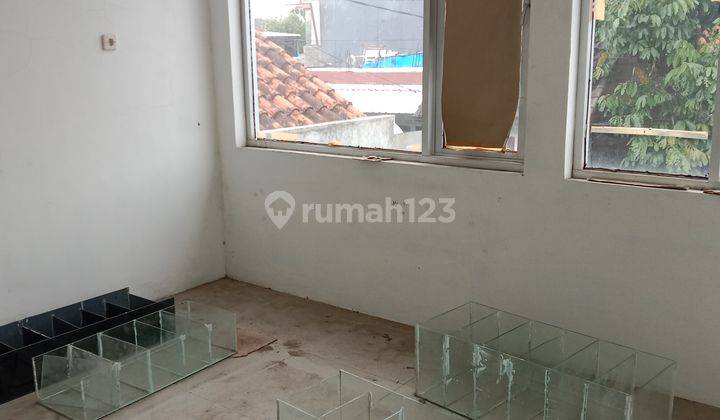RUKO SIAP PAKAI STRATEGIS PINGGIR JALAN DI BURUJUL MARGAASIH AKSES KE TAMAN KOPO 8