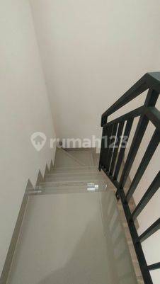 MEGAH RUMAH 2 LT DI CLUSTER CIWASTRA AKSES KE TOL GEDEBAGE, SUMMARECON DAN STASIUN KERETA CEPAT 7