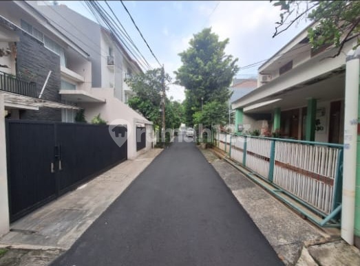 Rumah + Kostan Dekat Scbd di Kebayoran Baru