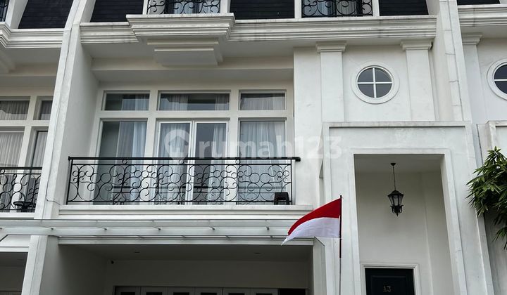 Rumah Lux Di Meruya Jakarta Barat