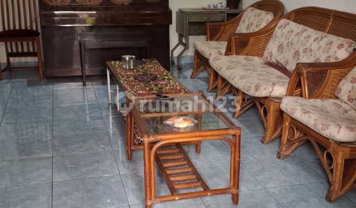 House on Madrasah Street, Kebon Jeruk, West Jakarta 2