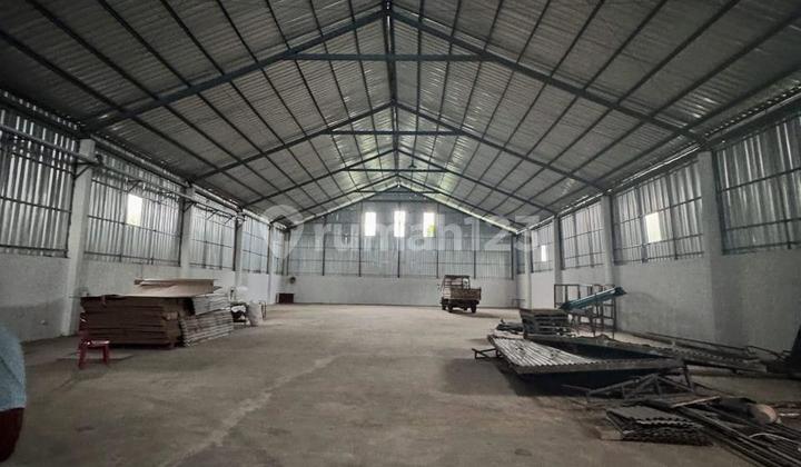 READY-TO-USE WAREHOUSE IN TABANAN – CAN ACCOMMODATE 40-FOOT CONTAINERS! Ideal for National Scale Companies/Retailers. READY-TO-USE WAREHOUSE IN TABANAN – CAN ACCOMMODATE 40-FOOT CONTAINERS! Ideal for National Scale Companies/Retailers.