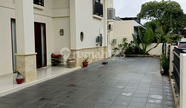 Rumah Kemang Dalam Komplek Bebas Banjir Rumah Kemang Dalam Komplek Bebas Banjir