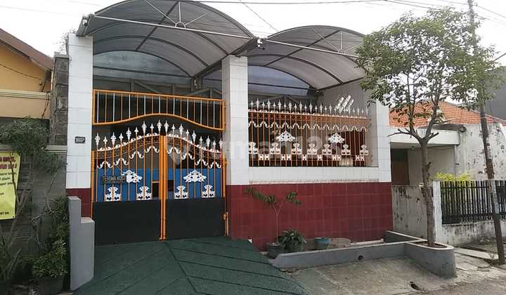 Rumah 2 Lt SHM 8 Kt Siap Huni Petemon Surabaya