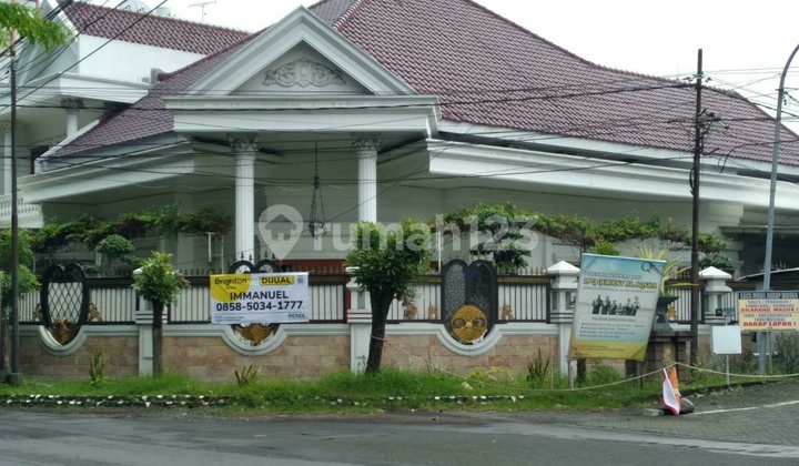 Rumah Mewah Siap Huni Shm Lt. 670 M2 Gayung Kebonsari Surabaya Selatan Rumah Mewah Siap Huni Shm Lt. 670 M2 Gayung Kebonsari Surabaya Selatan