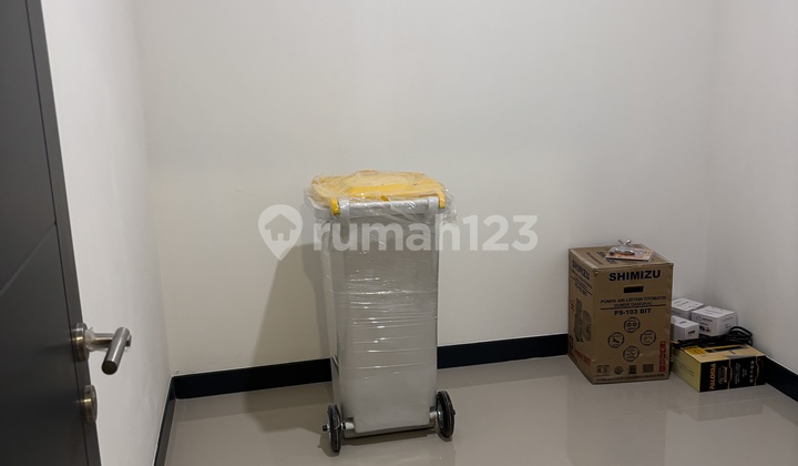 Disewakan Rumah 2Lantai di Cluster Nismara Kota Harapan Indah Bekasi Barat 036 2