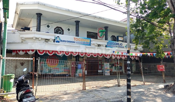 For Rent: Margorejo Indahindah Street-Facing Shop House at Jl. Margorejo Indah Blok A No. 306, Margorejo, Wonocolo, Surabaya City, East Java, Indonesia, 60238, Wonocolo 2