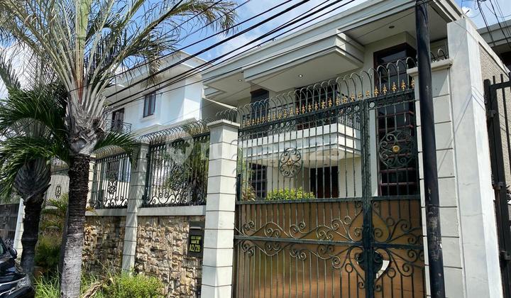 Disewakan Rumah Besar 5 Kamar Sunter Jalanan Lebar Sunter Aman 