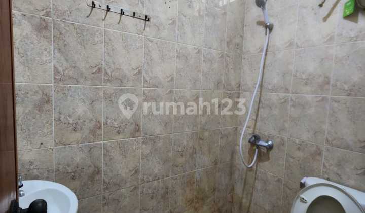 For Rent House in Sunter Area 3 Bedrooms Wide Street 2