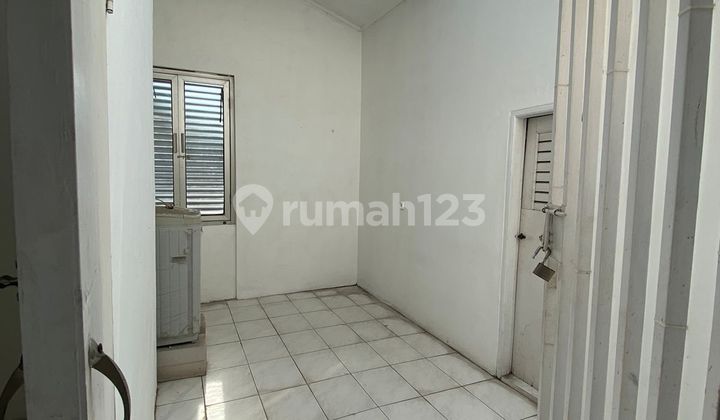 Sell Nice House Kramat Jati East Jakarta 2