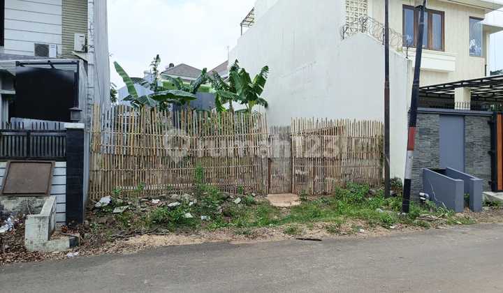 Land Ready to Build for Sale Inside Malaka Sari Complex, Duren Sawit