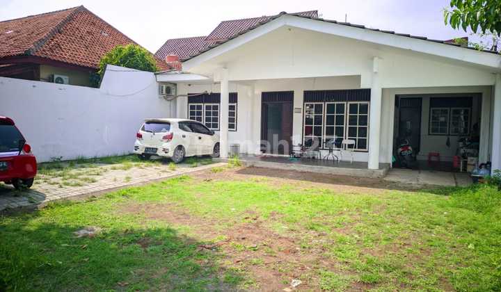 Dijual Rumah Luas di Jalan Cibubur Bisa untuk Kantor Dijual Rumah Luas di Jalan Cibubur Bisa untuk Kantor