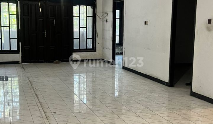 Dijual Rumah 2 Lantai Di Ketintang Surabaya 2