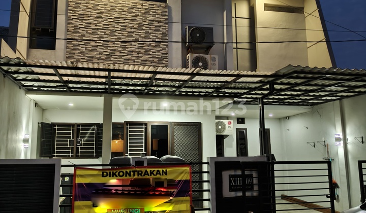 For Rent New 2-Story House In Babatan Beach Surabaya For Rent New 2-Story House In Babatan Beach Surabaya