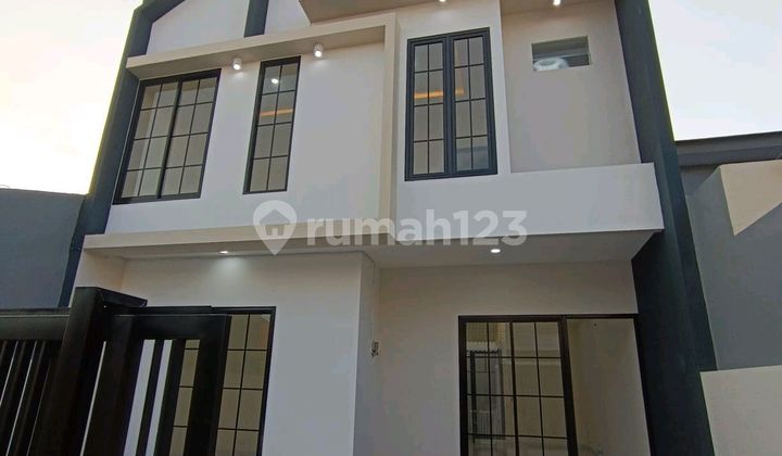 Dijual Rumah Baru 2 Lantai Di Daerah Mulyosari Surabaya Dijual Rumah Baru 2 Lantai Di Daerah Mulyosari Surabaya