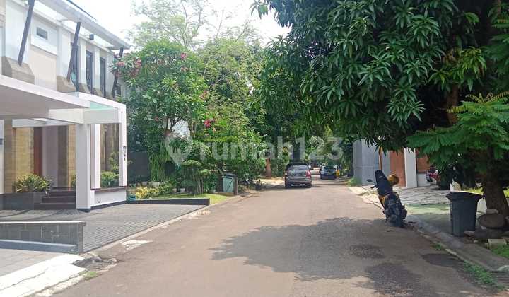 Rumah Modern, Nyaman LT 202 m2 di Puri Bintaro, Tangerang Selatan 2