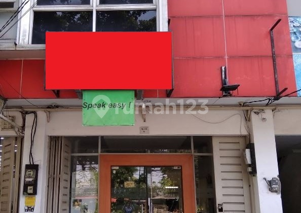 3-Storey Shop House, Ground Floor 68 M2, Building Area 200 M2, Jl. Raya Bogor No.km 48, Cibinong 2