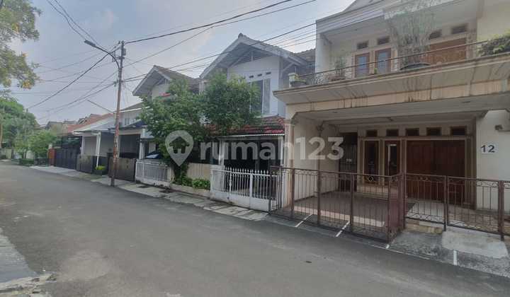 Dijual Rumah LT 135m2 di Bintaro Sektor 2,Ciputat Timur, TangSel 2