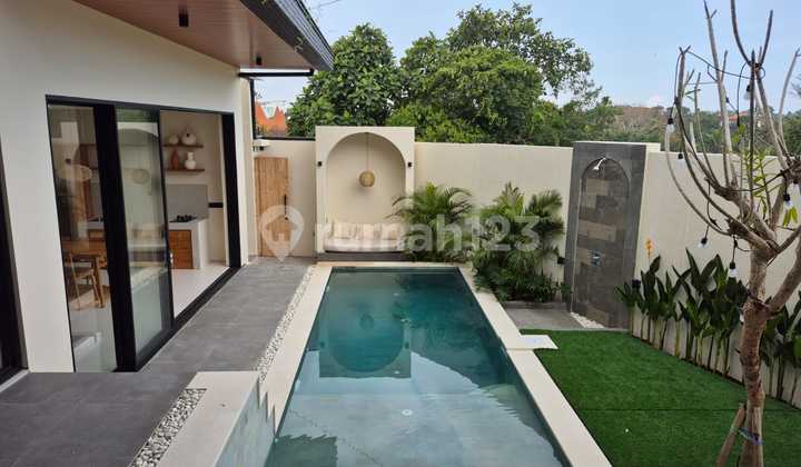Freehold Villa 2 Br Area Munggu Ricefield View