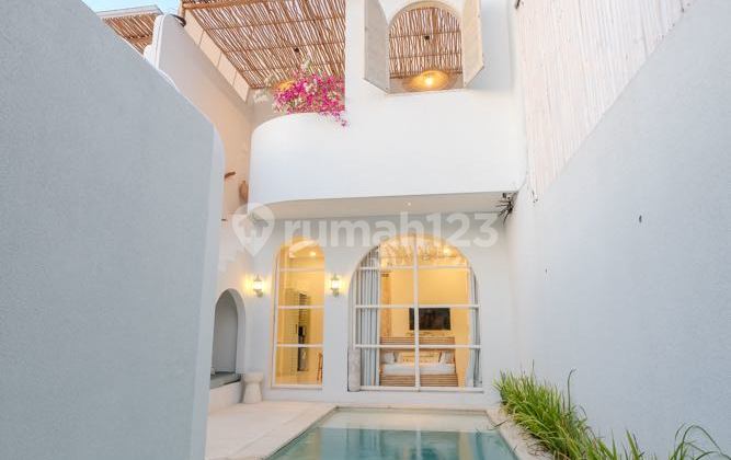Monthly Rent Villa 2 Br Santorini Style In Canggu Berawa Monthly Rent Villa 2 Br Santorini Style In Canggu Berawa
