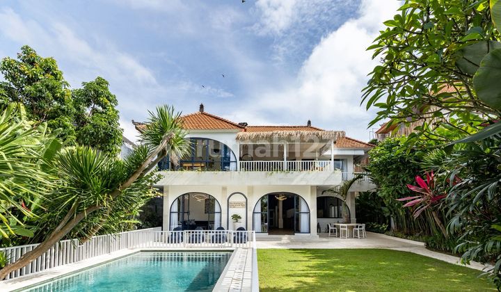 Yearly Rent New Villa 4 Bedrooms In Padonan Canggu