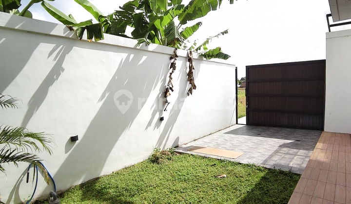 Yearly Rent Semi Villa 2 Bedrooms in Kedungu Near the Beach