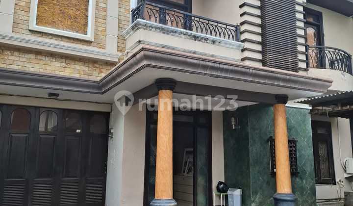 Dijual Rumah 6 Kamar Luas Tanah 3,2 Are di Badak Agung Renon