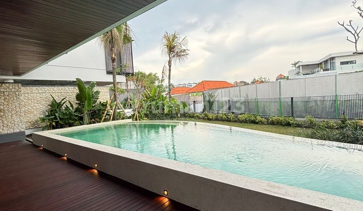 Freehold New & Big Villa 5 Br In Batu Bolong Canggu Near Beach