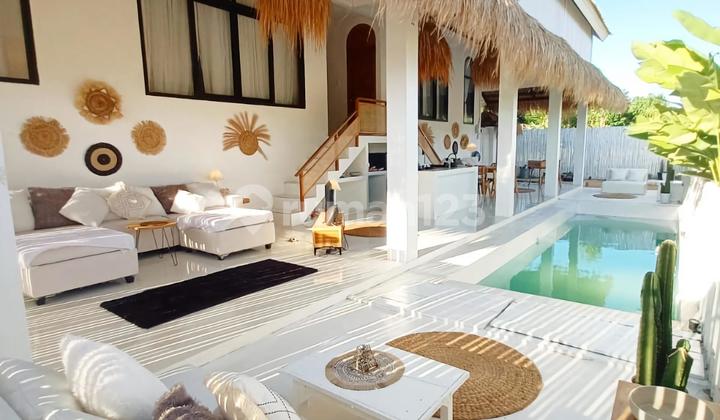 Tropical New Villa 2 Bedrooms with GWK and Sunset View in Kutuh