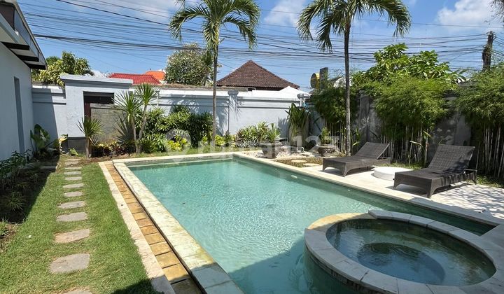 Leasehold 10 Years 3 Bedroom Villa in Seminyak Bidadari