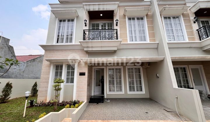 Rumah Mewah Strategis SHM di Cinere Jaksel Rumah Mewah Strategis SHM di Cinere Jaksel