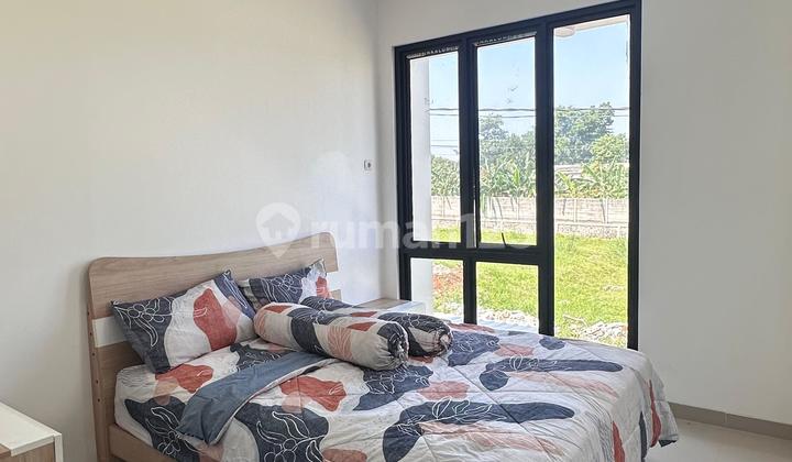 Rumah 2 Lantai SHM Strategis di Sawangan 2