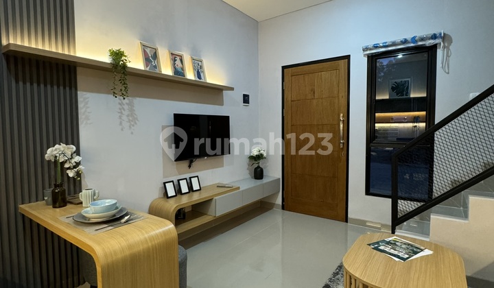 Rumah Selangkah ke Jakarta Selatan Akses Pinggir Jalan Cinere Rumah Selangkah ke Jakarta Selatan Akses Pinggir Jalan Cinere