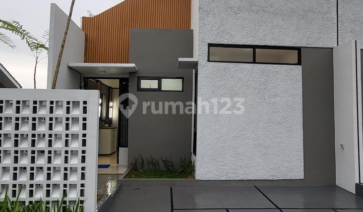 Rumah 1 Lantai Lokasi Strategis 7 Menit ke Stasiun Rumah 1 Lantai Lokasi Strategis 7 Menit ke Stasiun