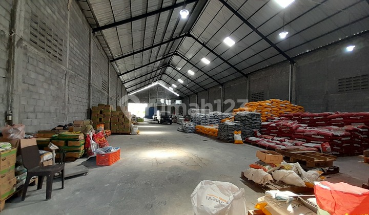 Gudang Akses Kontainer Disewakan Di Area Industri Sukoharjo