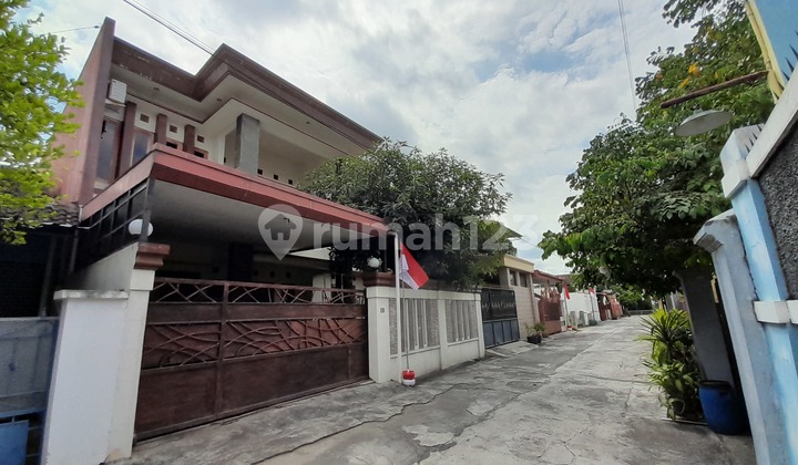 Rumah 2Lantai Dekat Luwes Mall Di.gentan Surakarta 2