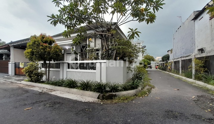 Fully Furnished House for Rent in Solo City