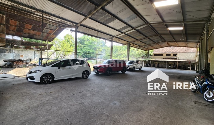 Ruang Usaha Dan ******** Solo Di Kerten Laweyan 2