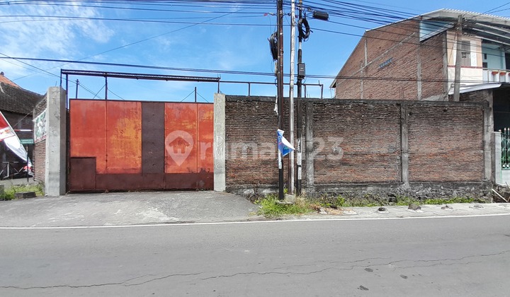 Warehouse for Rent in Kadipiro, Banjarsari, Surakarta Warehouse for Rent in Kadipiro, Banjarsari, Surakarta