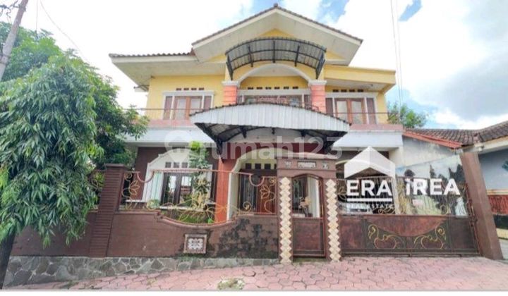 Rumah 2Lantai Dijual Solo di Pucangsawit Jebres 1